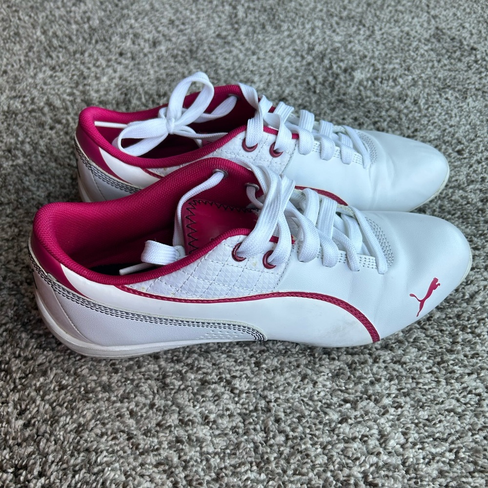 Puma Women's White & Pink Athletic Sneakers